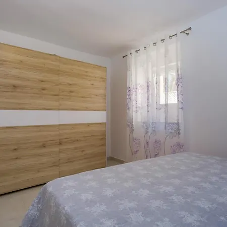 Angela Apartment