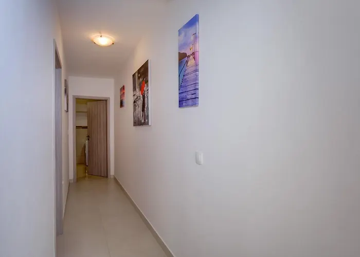 Angela Apartment